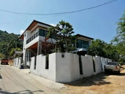 Residential 2-Storey House II, Bophut: corner elevation and boundary wall