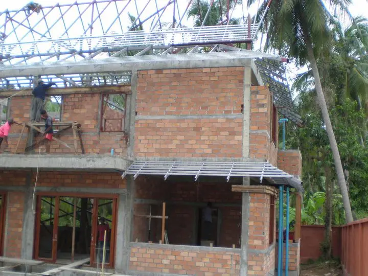 Thai-Style Hillside Villa, Koh Samui: roof frame going on